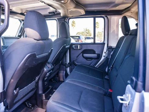 Used 2024 Jeep Wrangler Unlimited Rubicon 4xe image 21