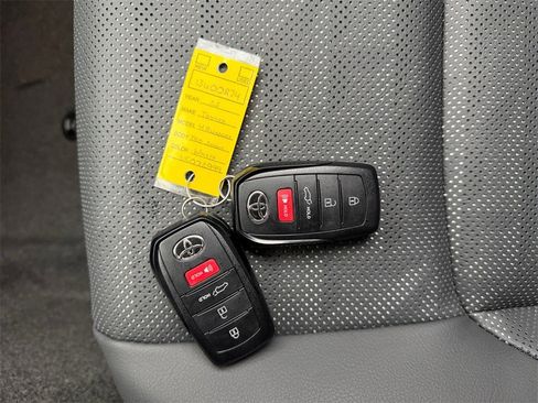 Certified 2025 Toyota 4Runner TRD Sport Premium image 33