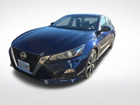 Used 2021 Nissan Altima 2.5 SR w/ SR Premium Package image 8