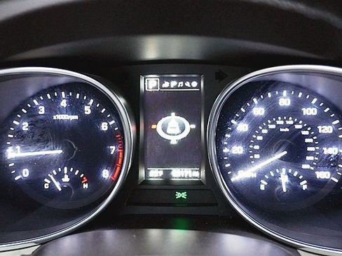 Used 2018 Hyundai Santa Fe Sport image 33