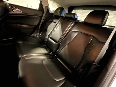 Used 2023 Kia Sportage EX image 35