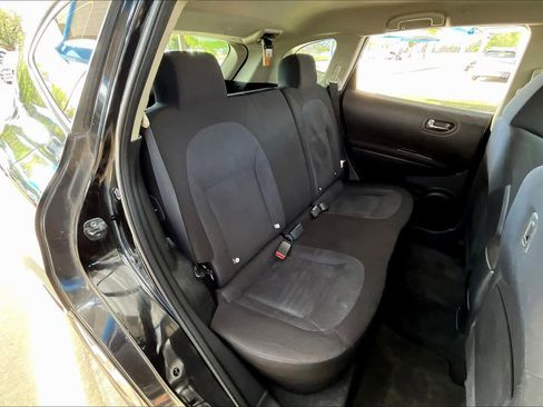 Used 2014 Nissan Rogue S w/ Convenience Package image 19