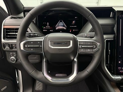 New 2026 GMC Yukon Denali w/ Sun & Power Step Package image 22
