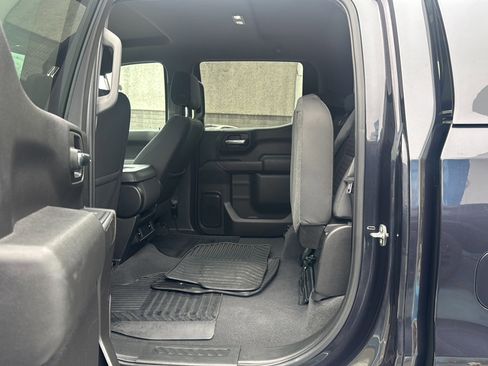 Used 2022 Chevrolet Silverado 1500 Custom Trail Boss image 18