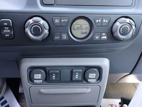 Used 2010 Honda Ridgeline RTL image 17