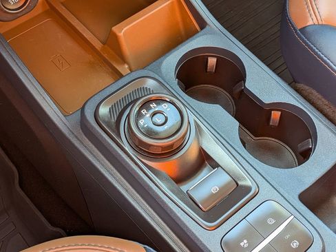 Used 2023 Ford Maverick Lariat w/ Lariat Luxury Package image 26