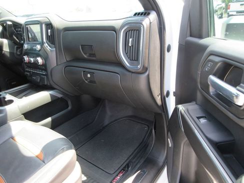 Certified 2022 GMC Sierra 2500 AT4 w/ AT4 Preferred Package AWD/4WD image 21