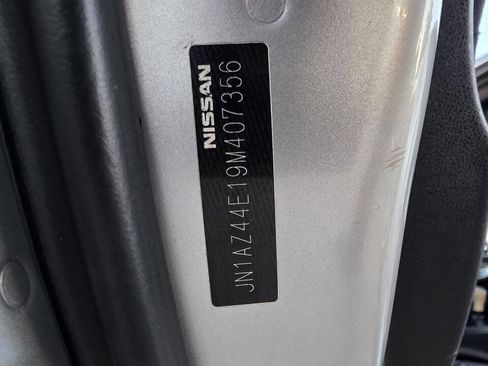 Used 2009 Nissan 370Z Touring w/ Sport Pkg image 19