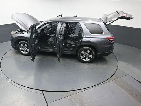 Used 2023 Honda Pilot EX-L image 49