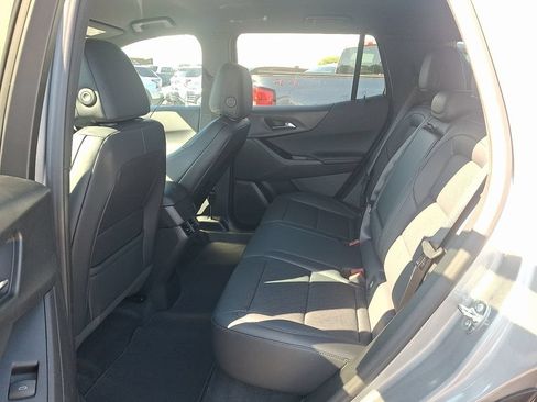 New 2027 Chevrolet Equinox LT w/ Convenience Package II FWD image 5