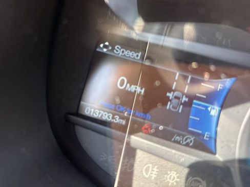 Used 2024 Ford Edge ST-Line image 13