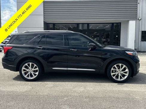Used 2022 Ford Explorer Platinum w/ Equipment Group 601A AWD/4WD image 5