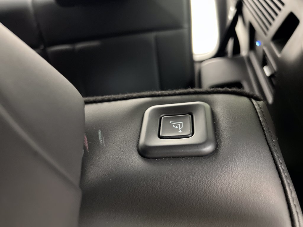 Used 2026 Hyundai Santa Fe SEL AWD/4WD image 19