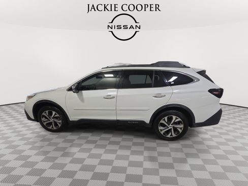 Used 2020 Subaru Outback Touring XT AWD/4WD image 8