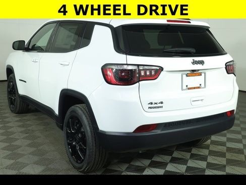 New 2026 Jeep Compass Latitude image 6