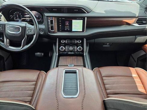 Certified 2024 GMC Yukon Denali Ultimate AWD/4WD image 16