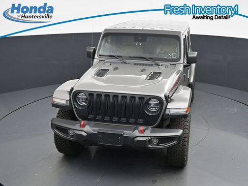 Used 2022 Jeep Wrangler Unlimited Rubicon w/ Dual Top Group AWD/4WD image 15