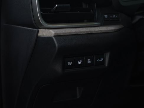 Used 2025 Toyota Grand Highlander AWD Hybrid image 22