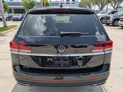 Used 2022 Volkswagen Atlas SE FWD image 5