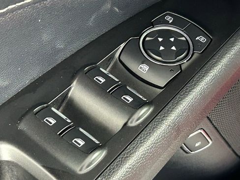 Used 2017 Ford Fusion Titanium image 34