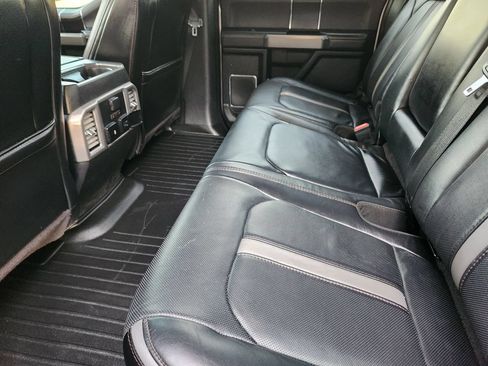 Used 2018 Ford F150 Platinum w/ Equipment Group 701A Luxury AWD/4WD image 29