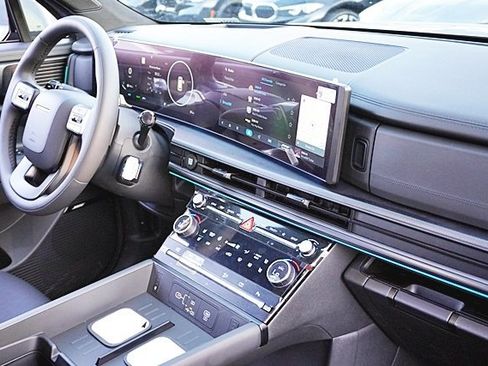 New 2026 Hyundai Santa Fe Calligraphy image 13