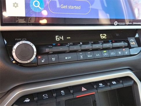 Used 2023 Toyota Tundra Platinum w/ Advanced Package image 17