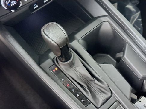 Used 2025 Honda Accord LX image 12