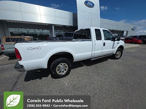 Used 2006 Ford F250 XLT AWD/4WD image 9
