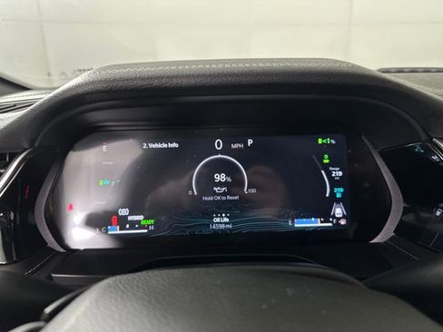 Used 2023 Jeep Grand Cherokee 4WD 4xe w/ Luxury Tech Group II image 17