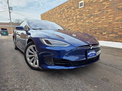 Used 2016 Tesla Model S image 3