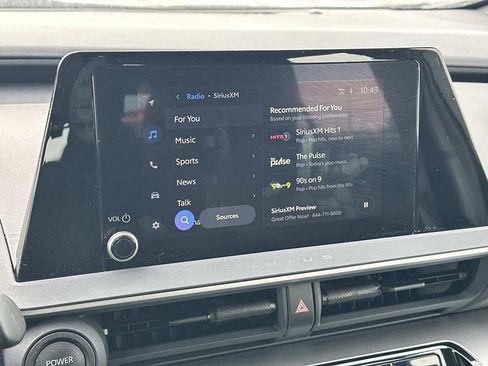 Used 2025 Toyota Prius LE image 29