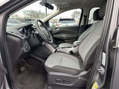 Used 2014 Ford Escape SE image 17