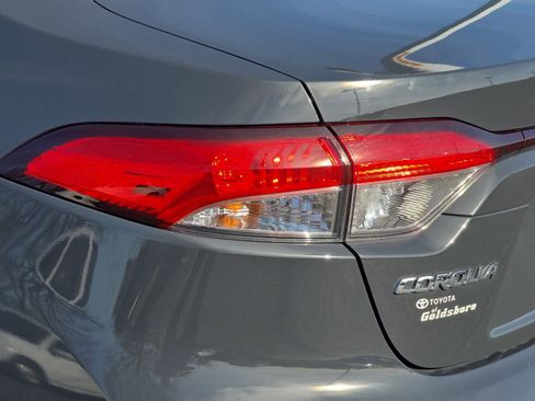 Used 2023 Toyota Corolla LE w/ LE Premium Package image 33