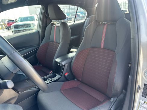 Used 2024 Toyota Corolla Sedan w/ SE Convenience Package image 17