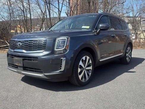 Used 2020 Kia Telluride S image 1