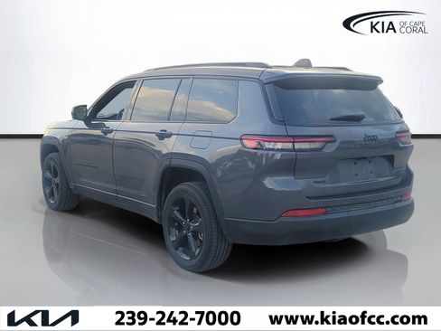 Used 2023 Jeep Grand Cherokee L Laredo AWD/4WD image 4