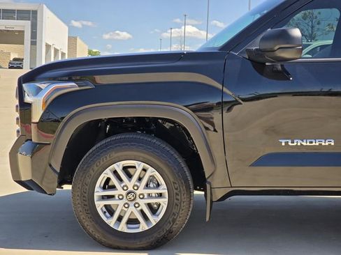 Used 2025 Toyota Tundra SR5 AWD/4WD image 6