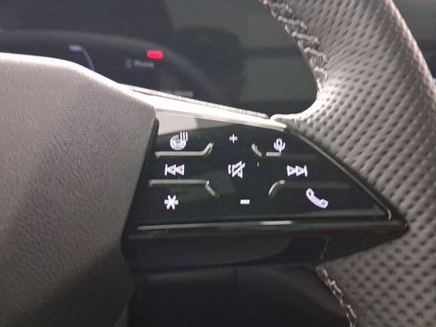 New 2025 Audi SQ5 Premium Plus image 21