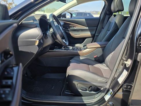 Certified 2025 MAZDA CX-30 2.5 Turbo w/ Premium Package image 15