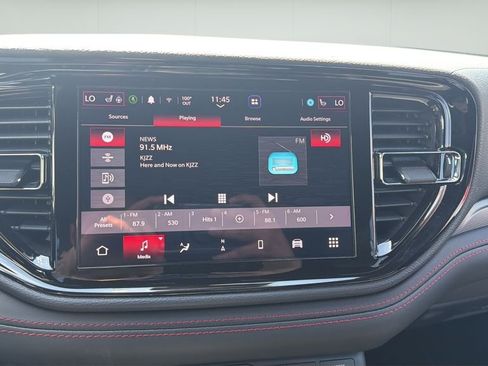 Used 2025 Dodge Durango GT AWD/4WD image 15