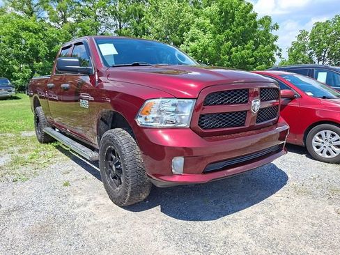 Used 2018 RAM 1500 Express AWD/4WD image 1