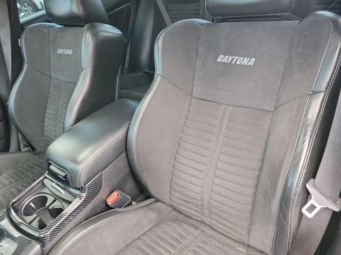 Used 2019 Dodge Charger Scat Pack w/ Daytona Edition Group image 6