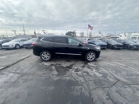 Used 2021 Buick Enclave Avenir image 6