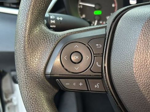 Used 2024 Toyota Corolla LE image 16