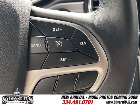 Used 2019 Jeep Grand Cherokee Limited AWD/4WD image 31