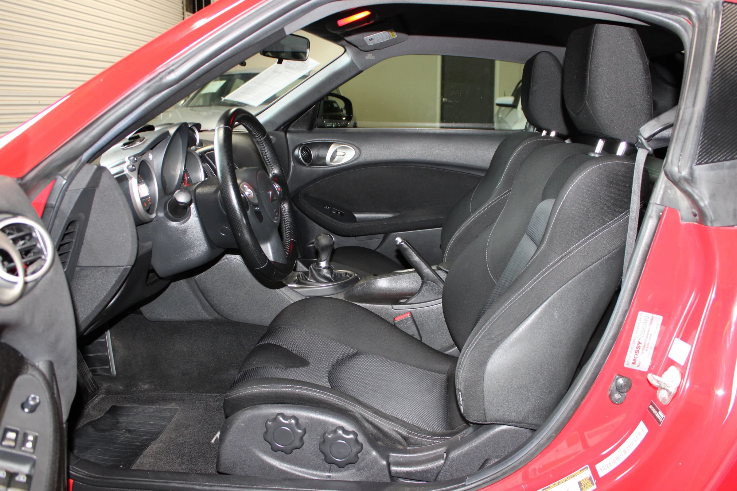 Used 2012 Nissan 370Z Coupe RWD image 10