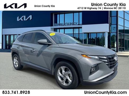 Used 2024 Hyundai Tucson SEL FWD image 1