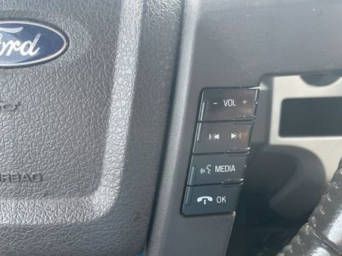Used 2010 Ford F150 XLT image 16