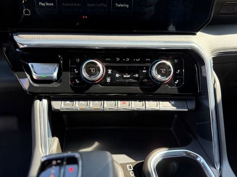 Used 2024 GMC Sierra 1500 Denali w/ Denali Reserve Package image 28